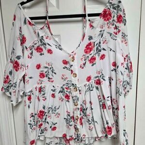 Torrid Womens 1 white rose print cold shoulder shirt with buttons and ruffles
